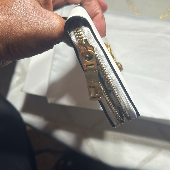 New white Versace wallets, elegant with dust bag and box - Picture 4 of 7